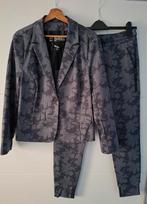 Supermooi broekpak in blauw bloempatroon Zhrill maat xl/42, Kleding | Dames, Kostuum of Pak, Blauw, Maat 42/44 (L), Nieuw