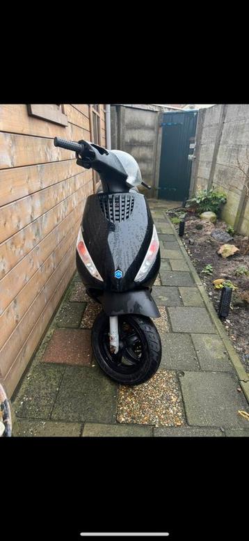 Zip 2t 70cc beschikbaar voor biedingen