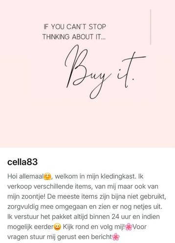 Zak met dameskleding beschikbaar voor biedingen