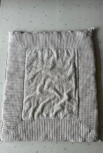 Koeka boxkleed beige grijs beschikbaar voor biedingen