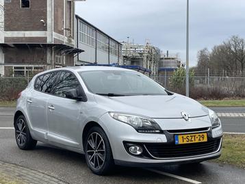 Renault Mégane 1.2 TCe Bose | Navigatie | Achteruitrijcamer beschikbaar voor biedingen