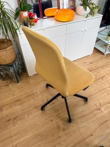 Nette IKEA LANGFJALL Bureaustoel Geel - Hoogte verstelbaar beschikbaar voor biedingen