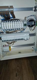 Groepenkast met schneider 16A  25 A  et, Doe-het-zelf en Verbouw, Elektra en Kabels, Ophalen of Verzenden, Overige typen