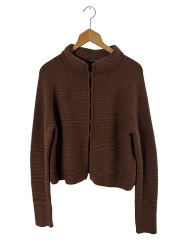 River Woods vest L beschikbaar voor biedingen