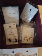Kruidvat party box sieraden lot, Overige materialen, Nieuw, Ophalen of Verzenden, Knopjes of Stekers
