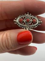 V320 Prachtige zilverem bloedkoraal broche, Sieraden, Tassen en Uiterlijk, Antieke sieraden, Ophalen of Verzenden, Zilver, Broche