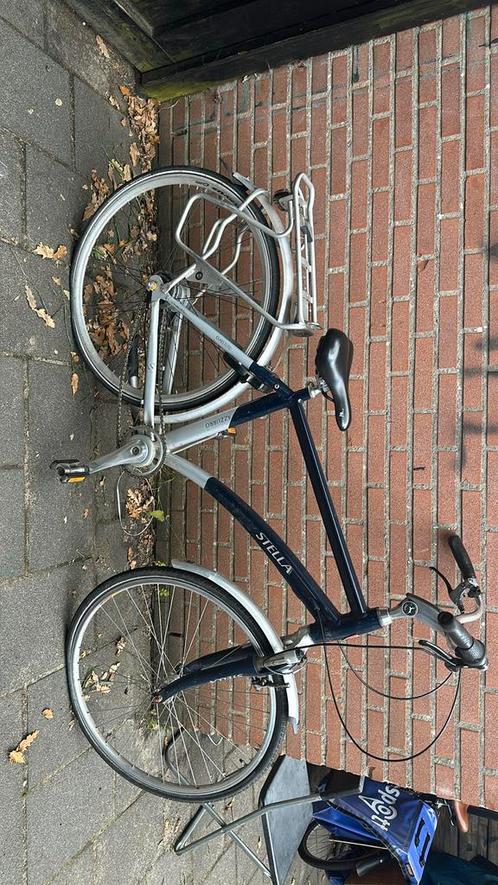 Herenfiets Stella Azzuro 28 inch, Fietsen en Brommers, Fietsen | Heren | Herenfietsen, Zo goed als nieuw, Overige merken, Versnellingen