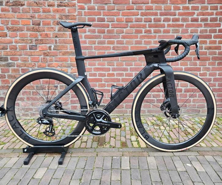 Factor ONE - Dura Ace - Black Inc - CeramicSpeed - 4iiii, Fietsen en Brommers, Fietsen | Racefietsen, Nieuw, Overige merken, Meer dan 20 versnellingen