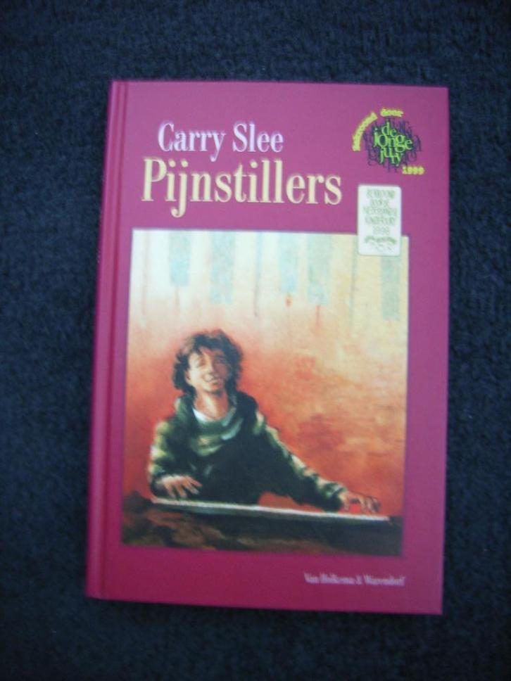zo goed als nieuw: Pijnstillers - Carry Slee, Boeken, Kinderboeken | Jeugd | 10 tot 12 jaar, Zo goed als nieuw, Fictie, Ophalen of Verzenden