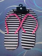 Maat 38 / 39. Nieuwe teen slippers., Slippers, Overige kleuren, Nieuw, Ophalen of Verzenden