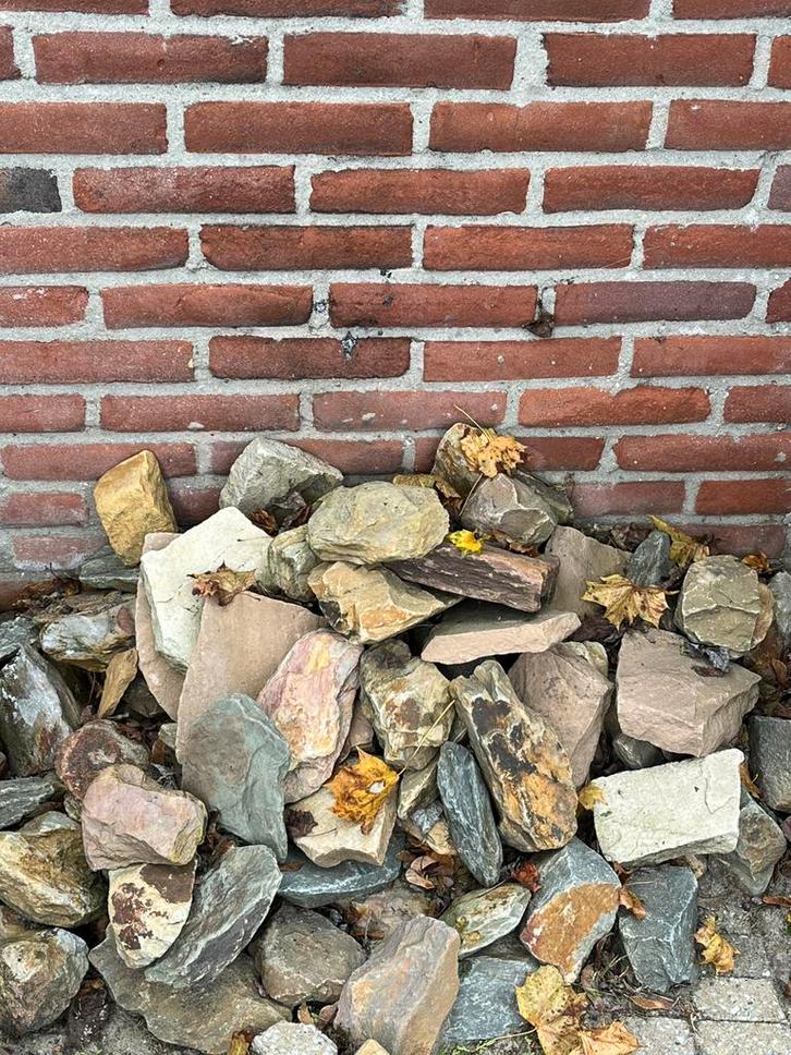 Zwerfkeien / rots blokken/ grote keien/ stenen, Tuin en Terras, Grind, Keien en Split, Zo goed als nieuw, Kei, Geel, Ophalen