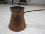 koperen turks koffiekannetje met opengewerkte steel, Antiek en Kunst, Ophalen of Verzenden, Koper