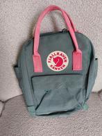 Fjallraven rugtasje 30x20cm Zacht legergroen/roze accenten, Ophalen, Minder dan 30 cm, Rugtas, Zo goed als nieuw