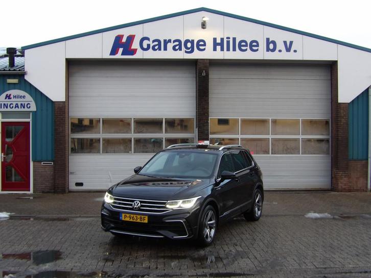 Volkswagen Tiguan 1.5 TSI R-Line Business+ (bj 2022), Auto's, Volkswagen, Bedrijf, Te koop, Tiguan, ABS, Adaptive Cruise Control