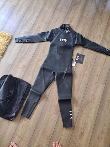 TYR Hurricane Cat 2, Triathlon Wetsuit beschikbaar voor biedingen