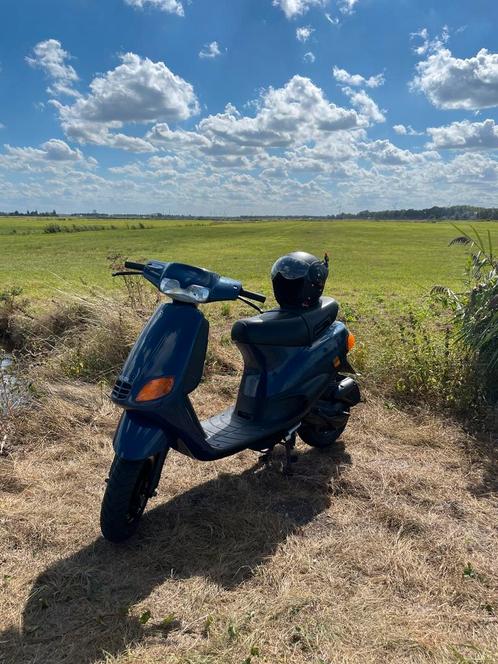 Piaggio zip type 2, Fietsen en Brommers, Scooters | Piaggio, Zo goed als nieuw, Zip, Maximaal 45 km/u, Tweetakt, Ophalen