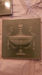 Oude Tegels met Vaas Motief, Ophalen of Verzenden