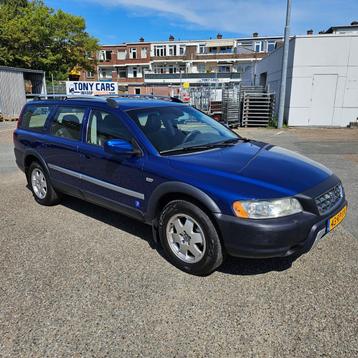 Volvo XC70 2.5 T Summum beschikbaar voor biedingen