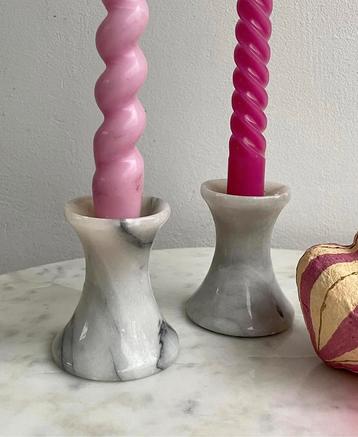Set vintage carrara marmeren kandelaars kandelaren beschikbaar voor biedingen