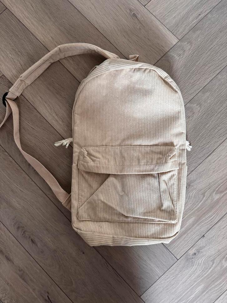 Beige Corduroy Rugzak - Stijlvol & Praktisch!, Sieraden, Tassen en Uiterlijk, Tassen | Rugtassen, Nieuw, Overige merken, 25 tot 40 cm