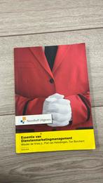 Wouter de Vries - Essentie van dienstenmarketingmanagement, Ophalen of Verzenden, Zo goed als nieuw, Wouter de Vries; Piet van Helsdingen; Ton Borchert
