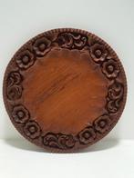 Houten serveerschaal met houtsnijwerk, Gebruikt, Ophalen of Verzenden, Niet van toepassing, Hout