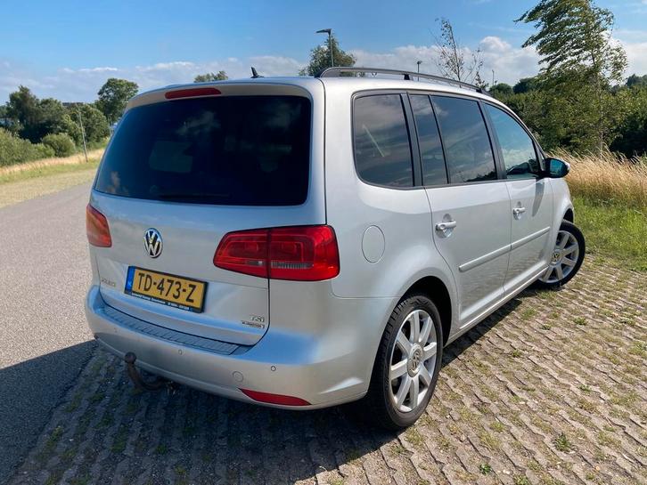 Volkswagen Touran 1.2 TSI, nieuwe distr. KETTING, Apk:4/2027, Auto's, Volkswagen, Particulier, Touran, ABS, Airbags, Airconditioning