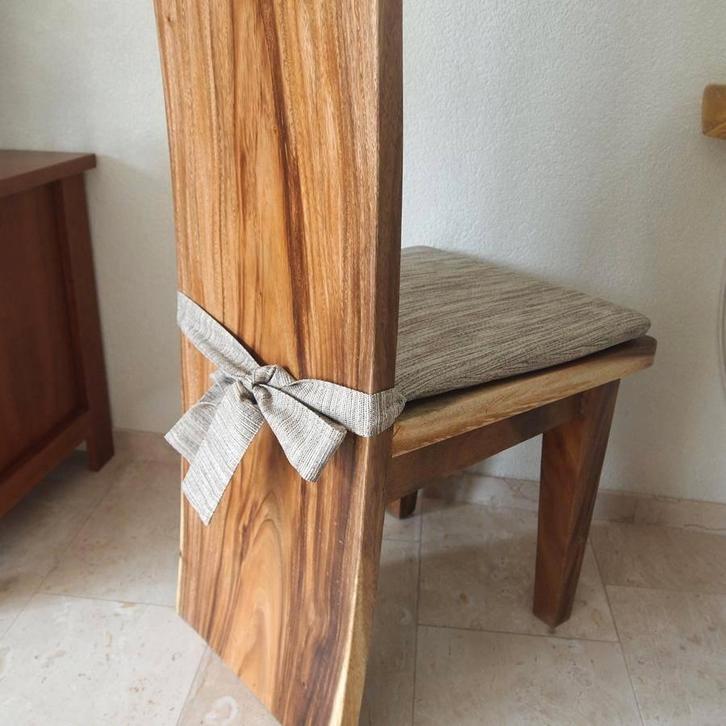 Suar Boomstamstoelen (Opruiming), Huis en Inrichting, Stoelen, Nieuw, Vijf, Zes of meer stoelen, Hout, Overige kleuren, Ophalen