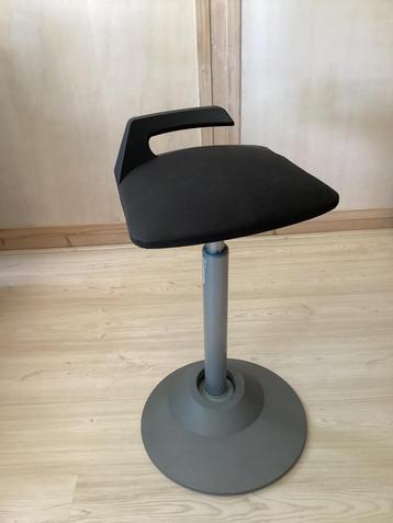 Aeris muv•man High sta/zit stoel 54-91cm zwart beschikbaar voor biedingen