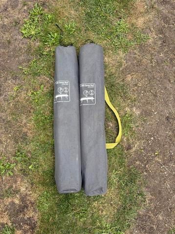 2 Decathlon quechua kampeerbedden stretchers vouwbed beschikbaar voor biedingen