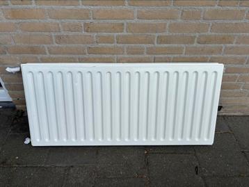 Radiator dubbelwandig - 115 x 8 x 50 cm beschikbaar voor biedingen