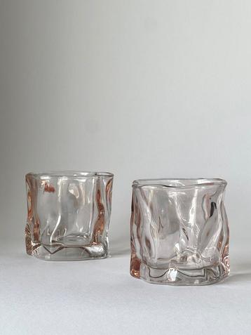 Vintage set van 2 organische glazen beschikbaar voor biedingen