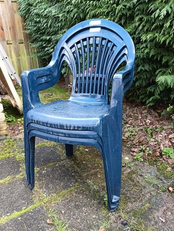Kunststof stapelbare tuinstoelen beschikbaar voor biedingen