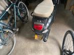 Vespa Lx 50, Fietsen en Brommers, Scooters | Aprilia, Ophalen of Verzenden, Gebruikt