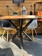 Houten Eettafel met Metalen Onderstel, Tuin en Terras, Ophalen, Zo goed als nieuw, Rond, Hout