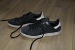 Zwarte Adidas Stan Smith met slangenprint, maat 39,5, ZGAN!!, Kleding | Dames, Schoenen, Adidas, Zwart, Ophalen of Verzenden, Sneakers of Gympen
