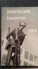 Partij Jaarboek Twente tussen 1963 en 1999. Ook los., Boeken, Zo goed als nieuw, Ophalen