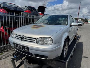 VW Golf van 1998 veel onderdelen voorradig  beschikbaar voor biedingen