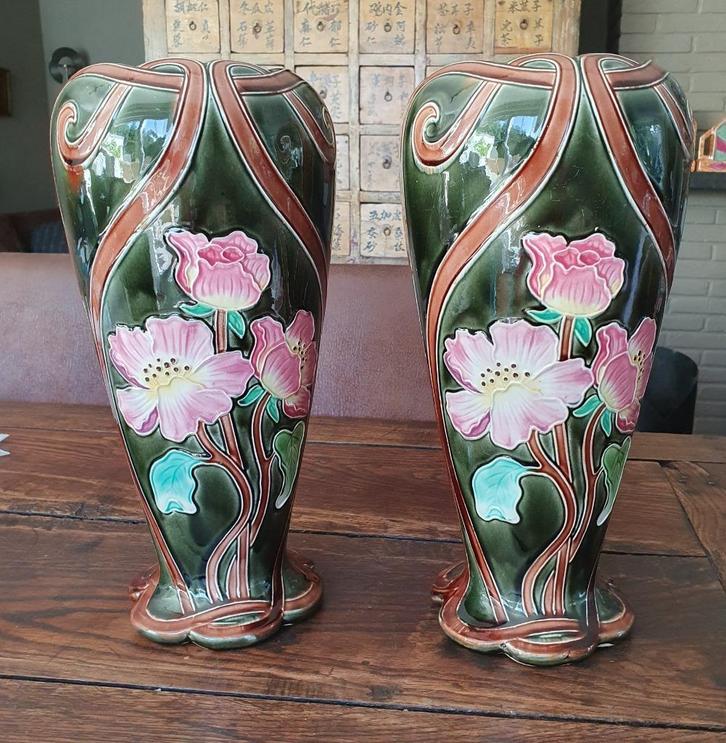 Art nouveau vazenpaar Gustave De Bruyn Fives-Lille nr 1352, Antiek en Kunst, Antiek | Keramiek en Aardewerk, Ophalen of Verzenden