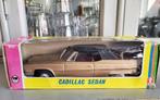 Bandai Cadillac sedan in originele doos., Antiek en Kunst, Ophalen of Verzenden