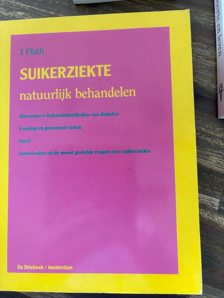Suikerziekte ,bloemen, geboorte. 3 boeken, Boeken, Esoterie en Spiritualiteit, Gelezen, Instructieboek, Ophalen of Verzenden