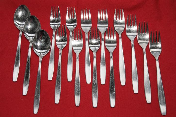 Gero Zilmeta bestek no 522 en 523 (Forli, Foxtrot, Quickstep, Huis en Inrichting, Keuken | Bestek, Gebruikt, Rvs of Chroom, Ophalen