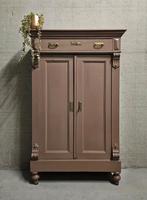 1️⃣Antieke brocante meidenkast vintage linnenkast kast taupe, Antiek en Kunst, Ophalen of Verzenden