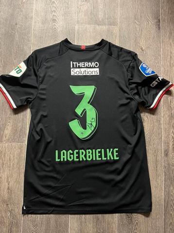Fc twente matchworn Gustaf Lagerbielke, tegen Az playoffs beschikbaar voor biedingen