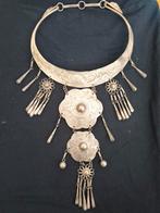 Prachtige vintage Hmong Miao ketting, Ophalen of Verzenden, Zilver, Ketting