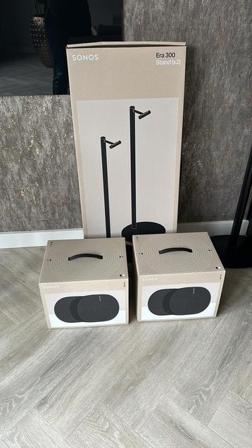 Sonos Era 300 en Sonos Standaarden  beschikbaar voor biedingen