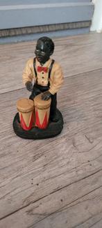 Klein beeldje, conga speler, Antiek en Kunst, Kunst | Beelden en Houtsnijwerken, Ophalen of Verzenden