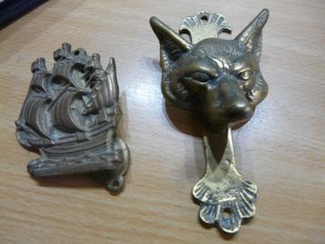 2 KLEINE KOPEREN DEURKLOPPERS beschikbaar voor biedingen