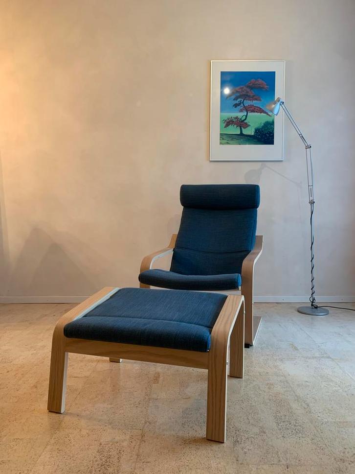 Relaxte houten ligstoel met voetensteun, Huis en Inrichting, Stoelen, Gebruikt, Eén, Hout, Blauw, Ophalen of Verzenden