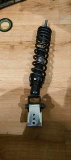 YSS Schokbreker Vespa LX50 + Polini Verhoger, Fietsen en Brommers, Ophalen of Verzenden, Zo goed als nieuw, Overige typen